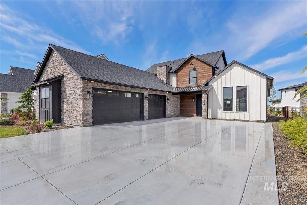 1357 N Truman Ave, Eagle