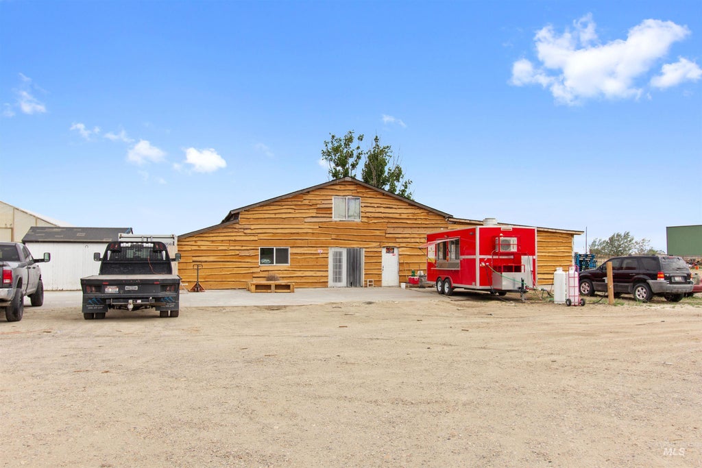 27410 Peckham Rd, Wilder