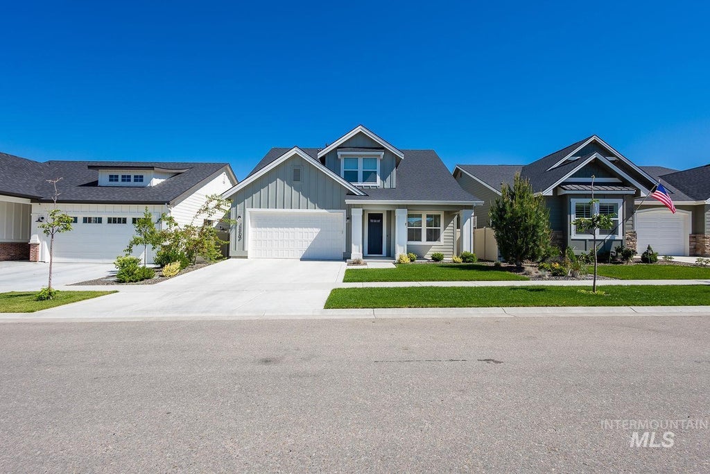 11706 W Lilium St, Star