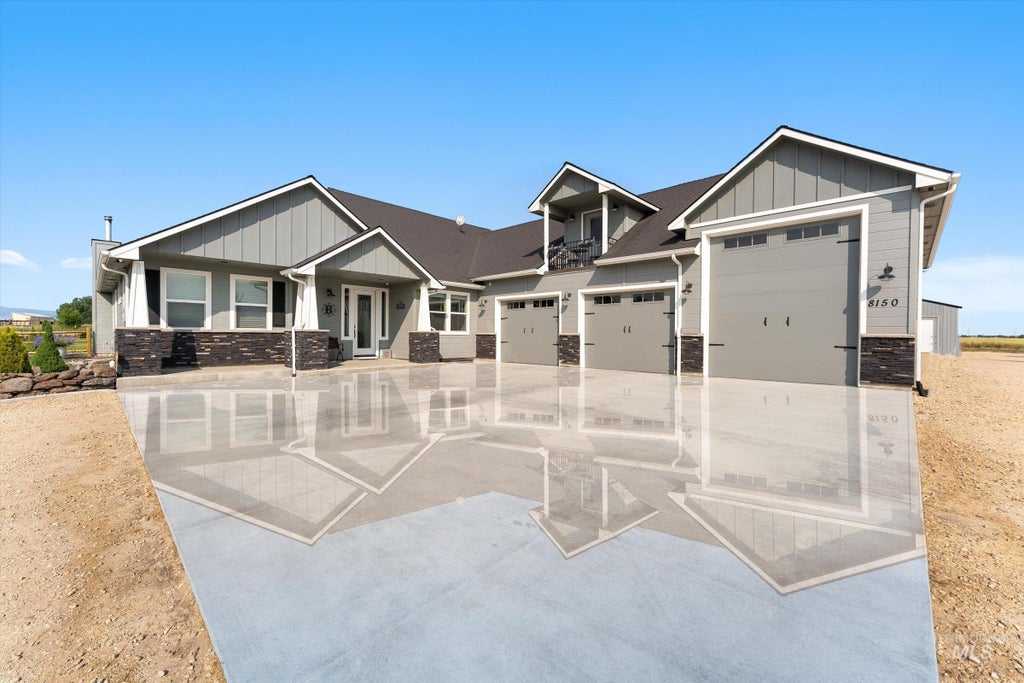 8150 S Locust Grove Rd, Meridian