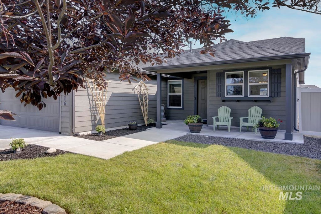 3716 S Windy Ridge Drive, Nampa