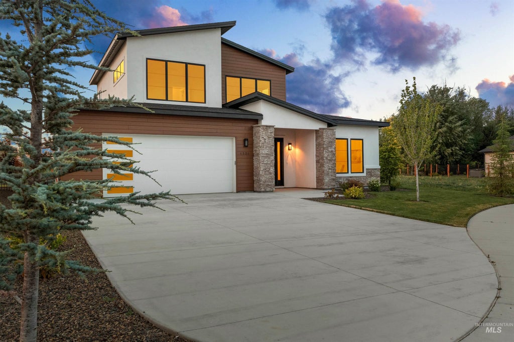 6536 W Flathead Lake St, Eagle