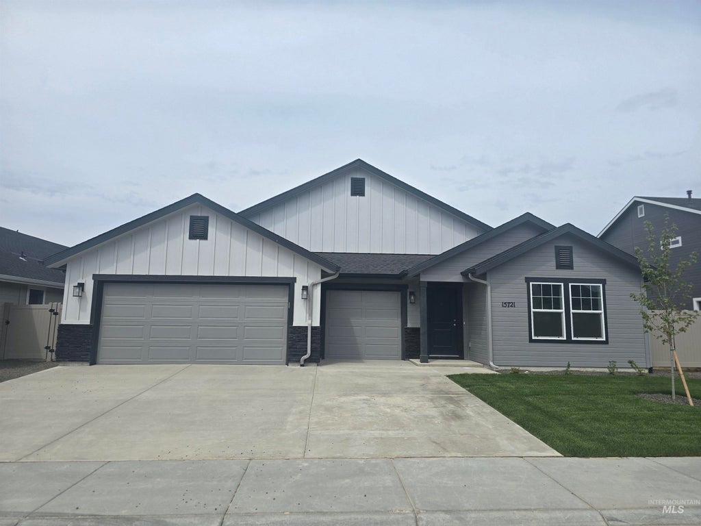 15721 N Labrador Ave, Nampa