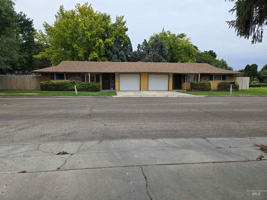 1715-1717 S Montana Ave, Caldwell